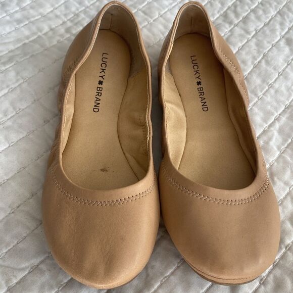Lucky brand, leather, ballet flats, cream, colored rubber soul size 9 1/2 - Picture 1 of 8